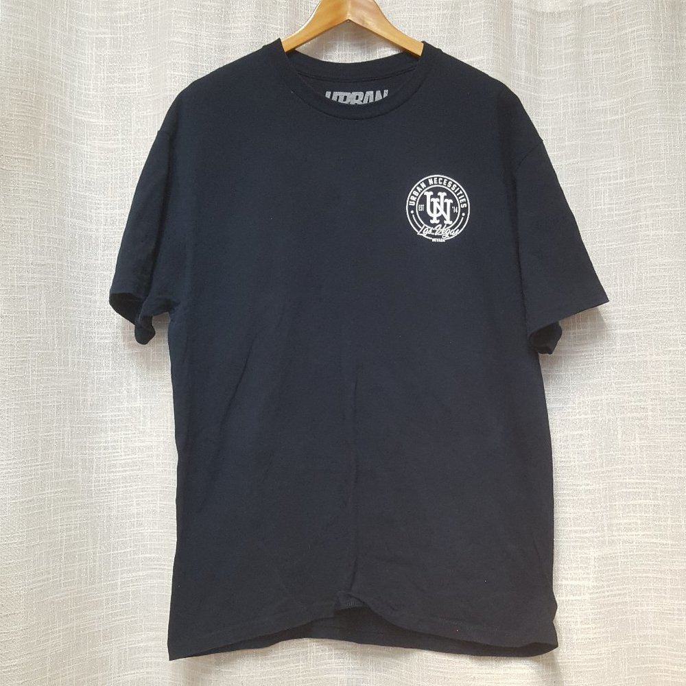 URBAN NECESEITIES Navy Graffic Logo Tshirt Mens SZ XL